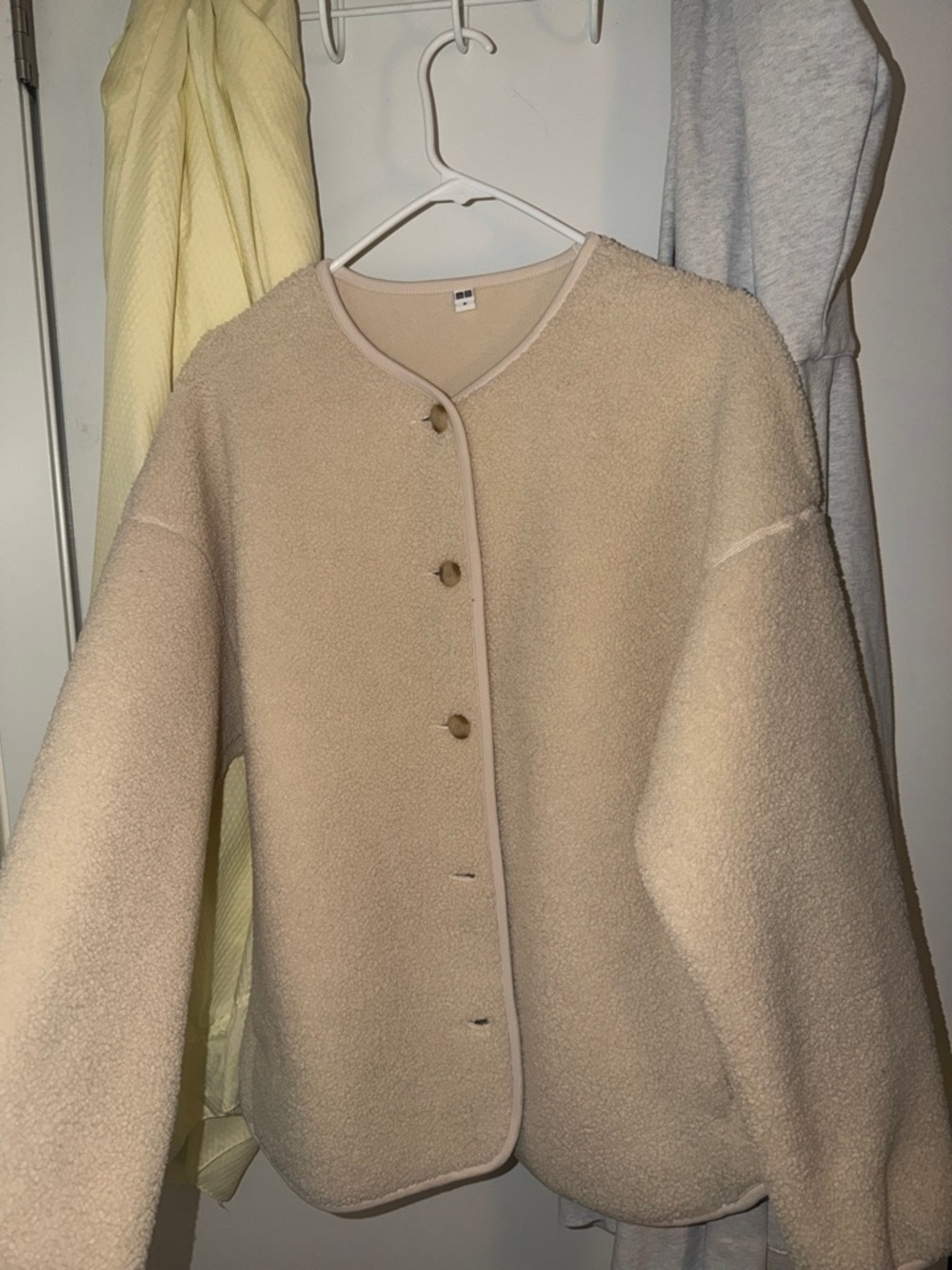 Uniqlo Cream Teddy Fleece Button Jacket